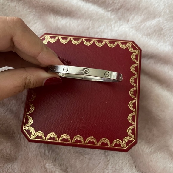 ❤️SOLD❤️Cartier Love Bracelet White Gold Size 19 - Picture 5 of 6